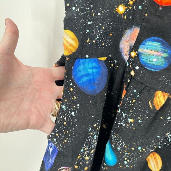 Retrolicious Sheath Mini Dress L Black Blue Sleeveless Galaxy Space Solar Planet - Picture 6 of 6